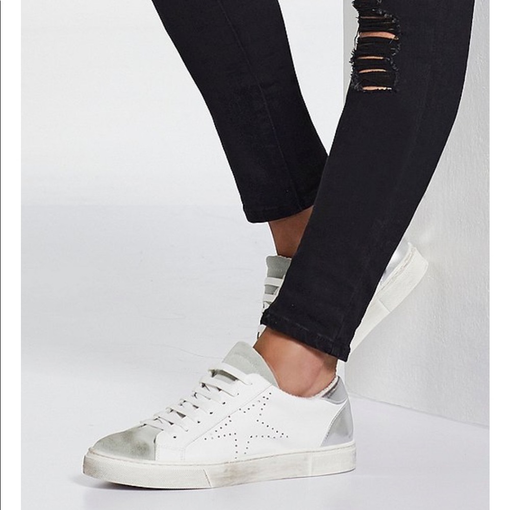 Steve Madden Rezza sneaker NEW size 8.5